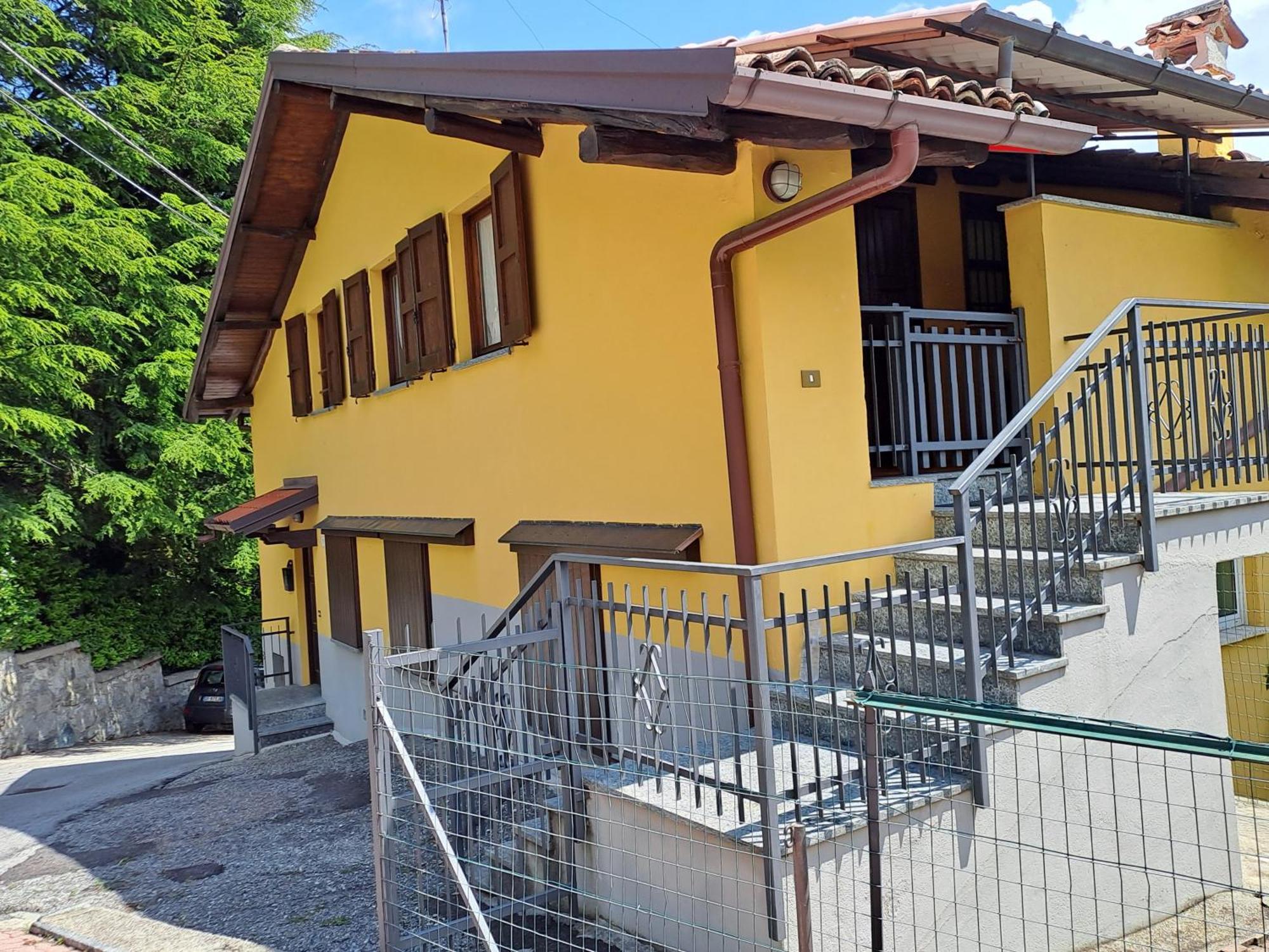 Mansardhouse Zona Bellagio Apartment Magreglio ภายนอก รูปภาพ