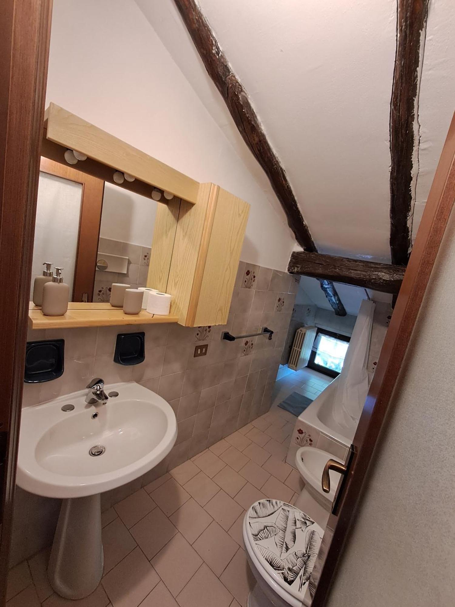 Mansardhouse Zona Bellagio Apartment Magreglio ภายนอก รูปภาพ